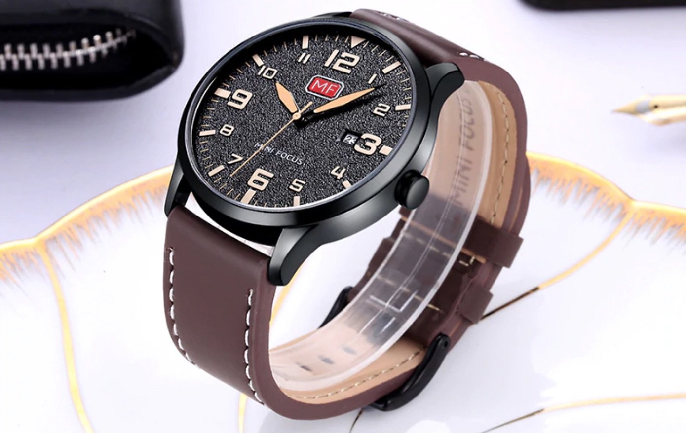 Montre MINI FOCUS Homme MF11 - Bracelet Cuir Marron - Cadran avec Date