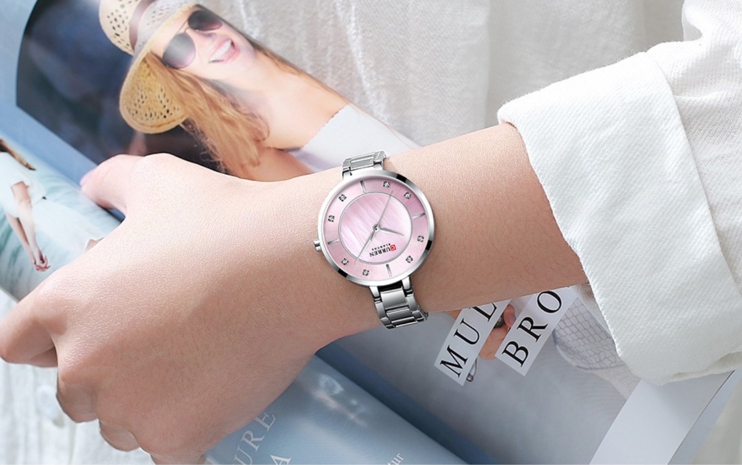 Montre CURREN CR13 Montre Bracelet Rose Silver pour Femmes Style Luxueux